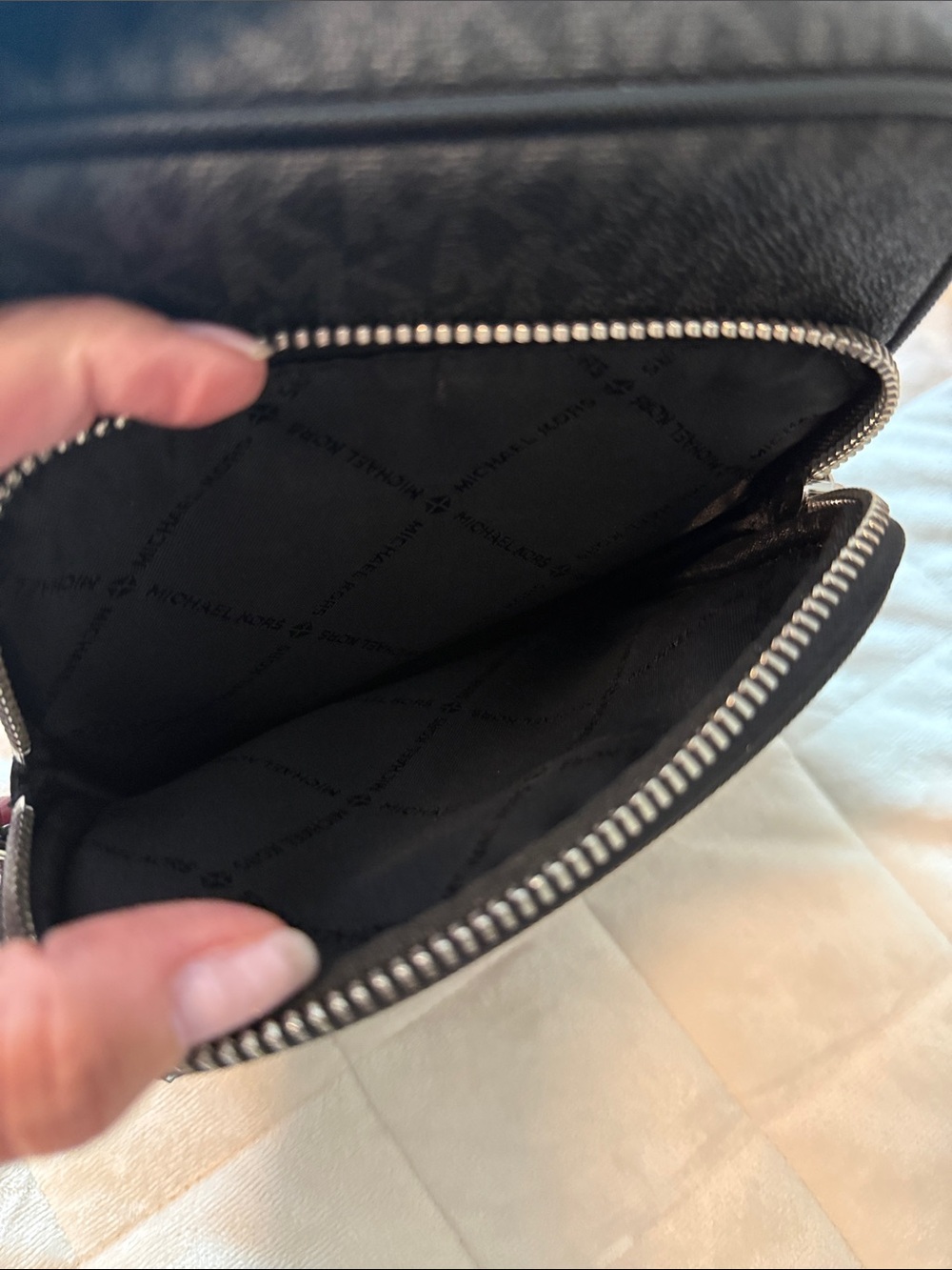 Michael Kors Black & Silver Signature Logo Crossbody with Silver Chain Purse - Picture 5 of 6